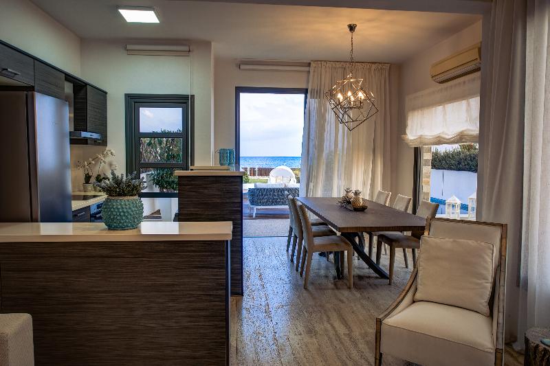 Atlantis Gardens Apartments & Villas - Oda