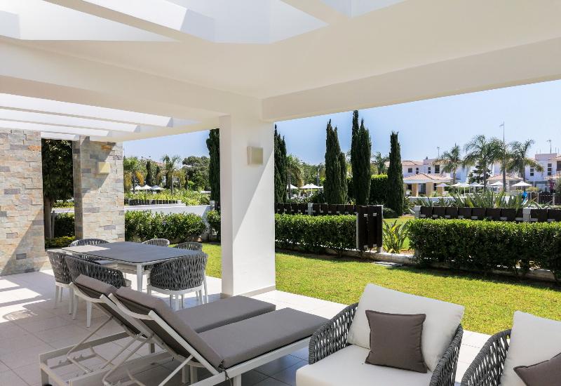 Atlantis Gardens Apartments & Villas - Oda