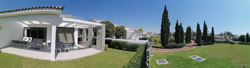 Atlantis Gardens Apartments & Villas - Oda