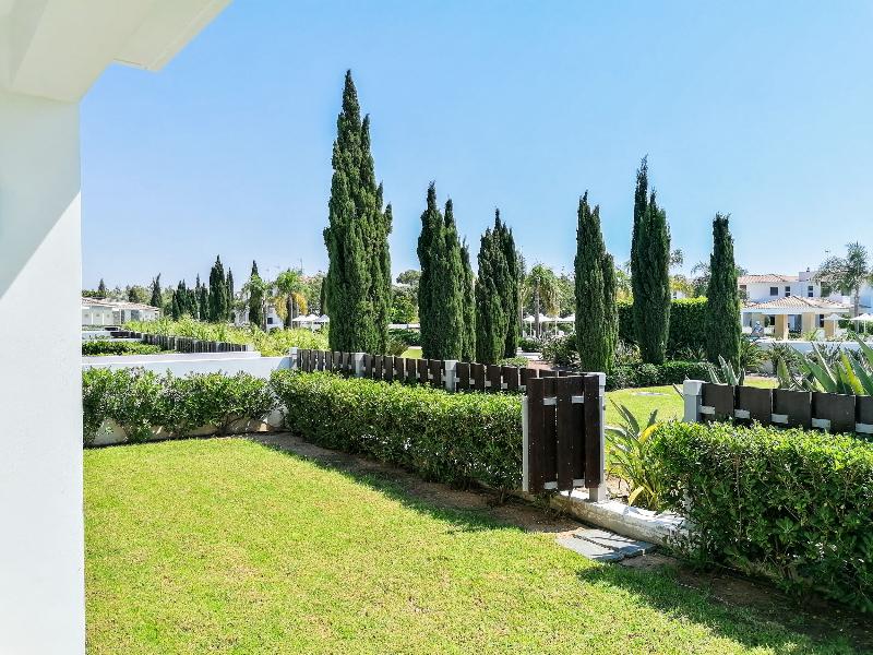 Atlantis Gardens Apartments & Villas - Oda