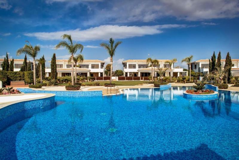 Atlantis Gardens Apartments & Villas - Havuz