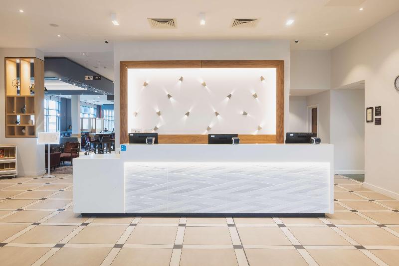 Hilton Garden Inn Birmingham Airport - Genel