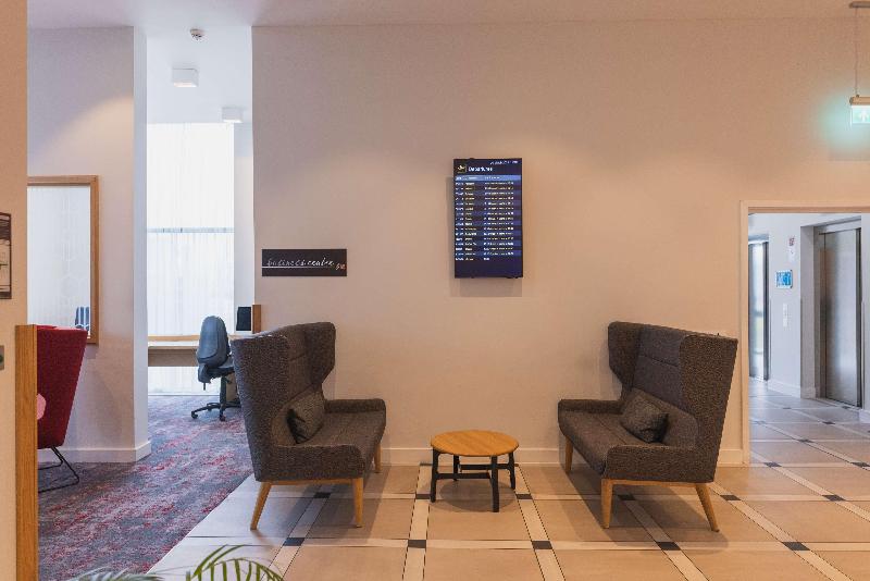 Hilton Garden Inn Birmingham Airport - Genel