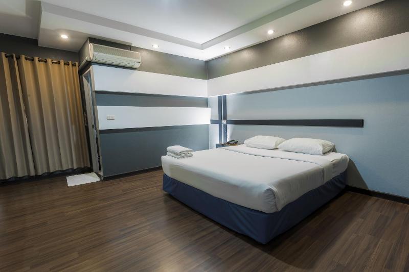 Pimann Inn Hotel - Oda