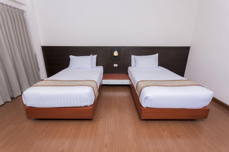 Pimann Inn Hotel - Oda