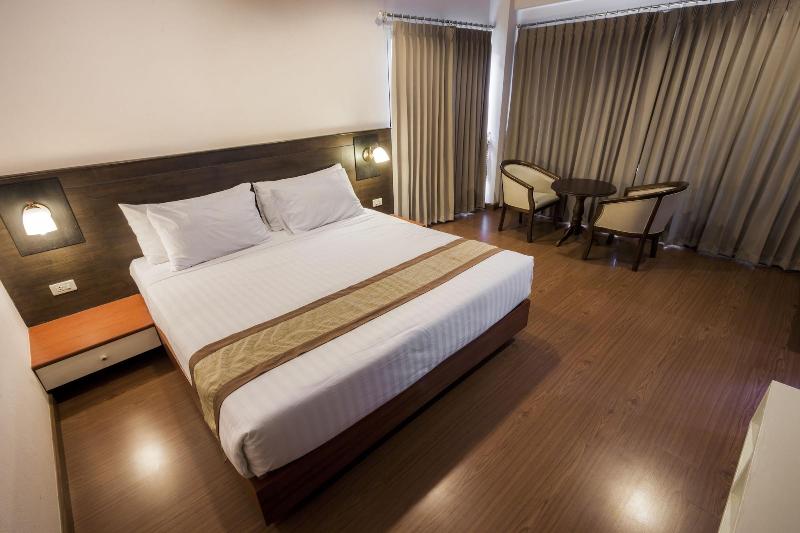 Pimann Inn Hotel - Oda
