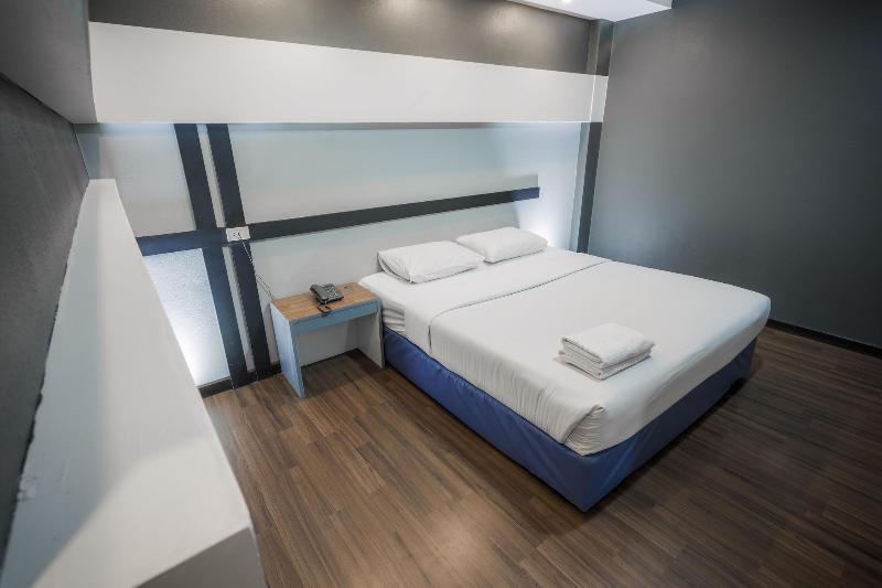 Pimann Inn Hotel - Oda