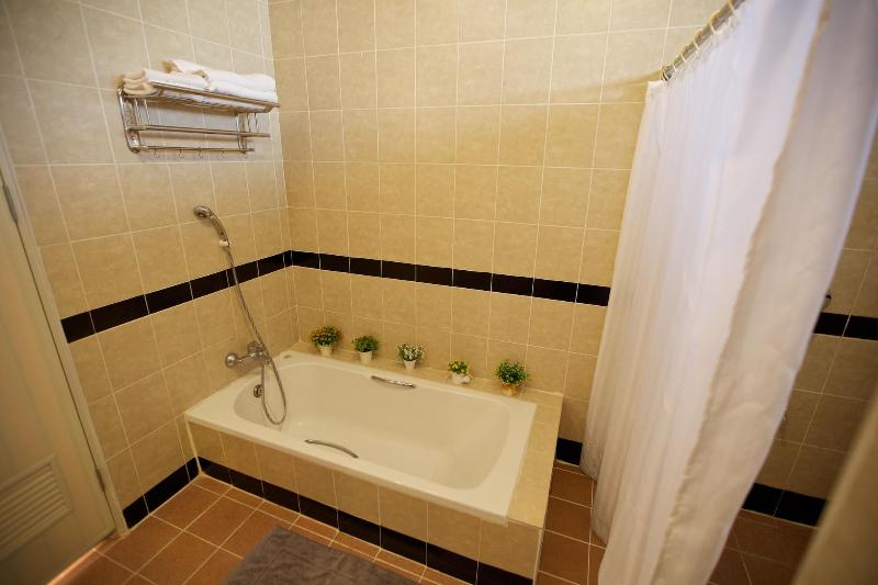 Pimann Inn Hotel - Oda