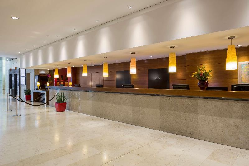 NH Vienna Airport Conference Center - Lobi