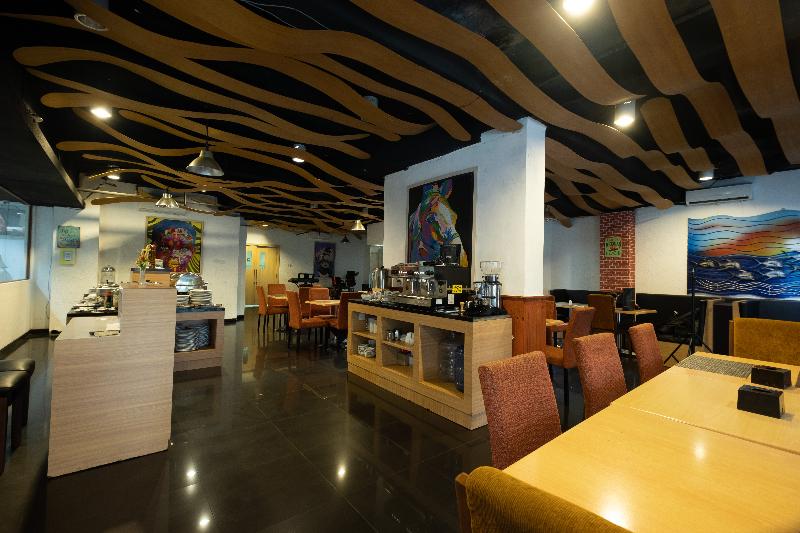 Kyriad HAKA Makassar - Restoran
