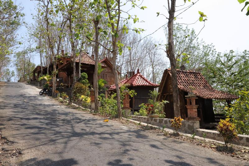 NewAlasKuliner and HomestayWatulumbung by ZUZU - Oda