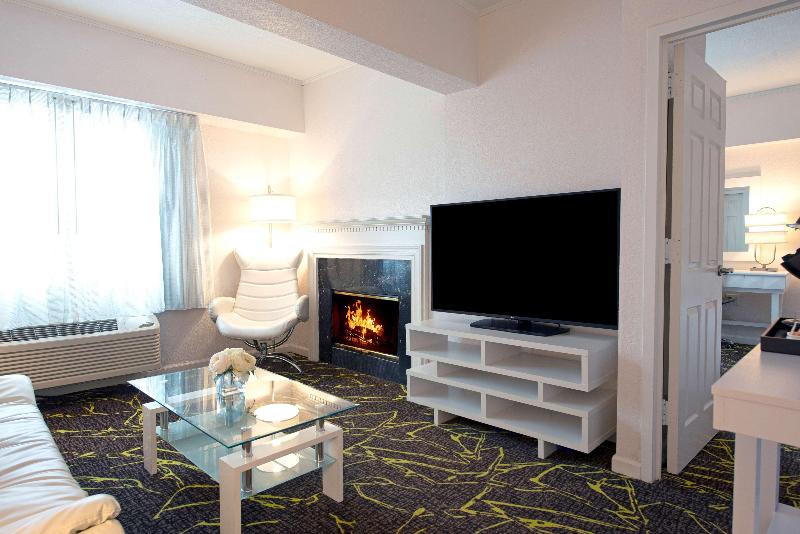 The Roslyn, Tapestry Collection By Hilton - Oda