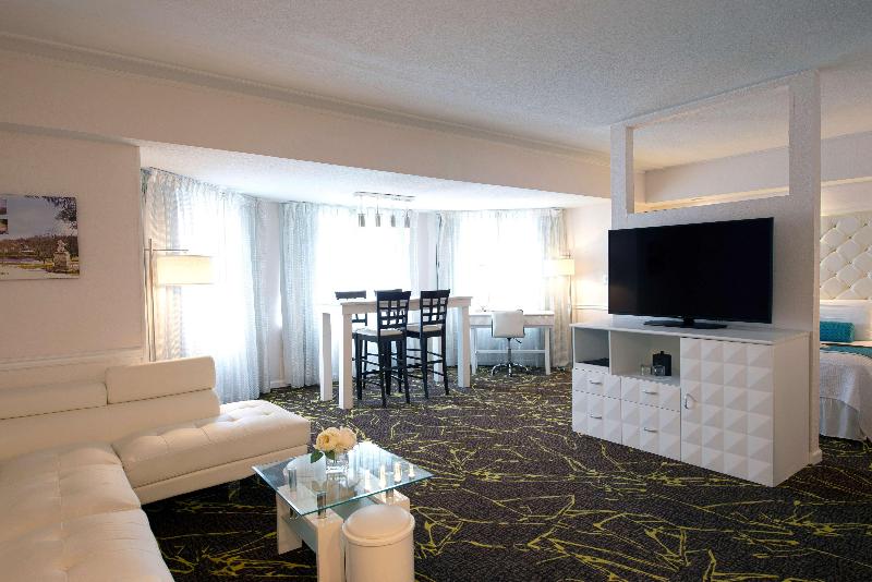 The Roslyn, Tapestry Collection By Hilton - Oda