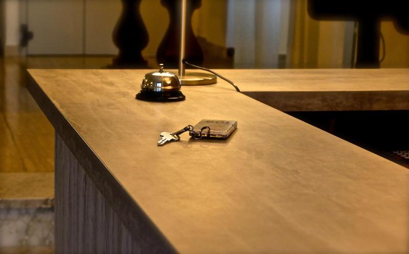 HOTEL COLUCCI - Lobi