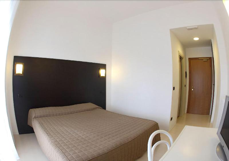 HOTEL COLUCCI - Oda