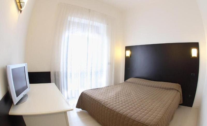 HOTEL COLUCCI - Oda