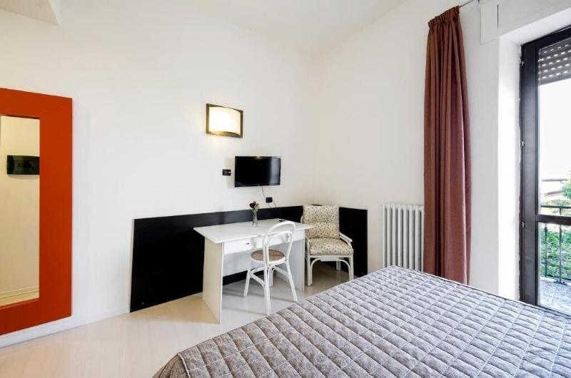 HOTEL COLUCCI - Oda