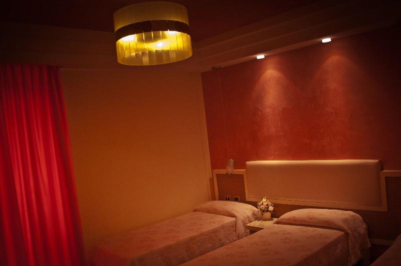 Aer Hotel Phelipe - Oda