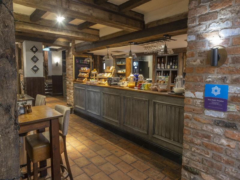 Casa Mere Manchester Airport Sure Collection by BW - Restoran