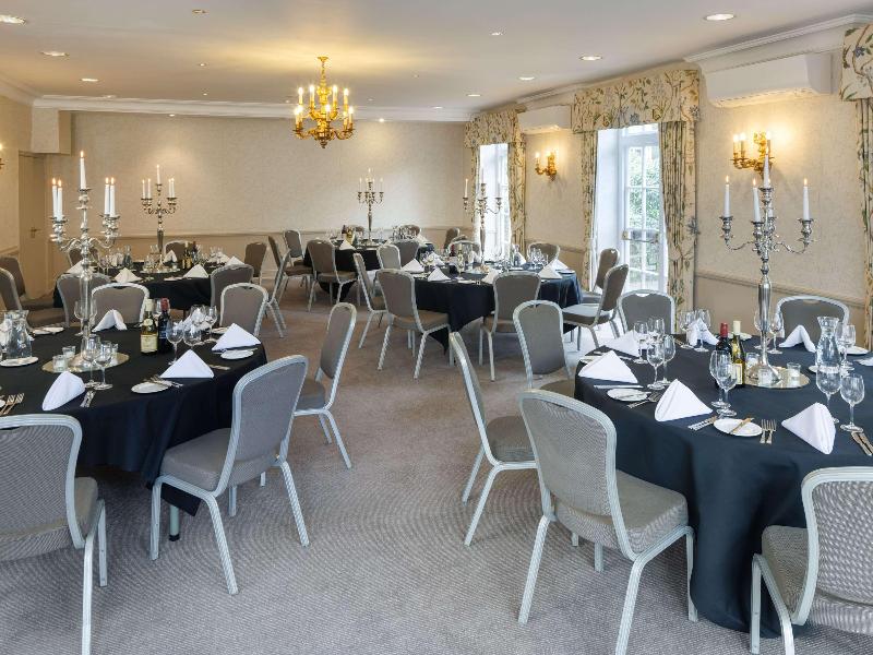 Sunday Box Hill Burford Bridge Hotel - Toplantı