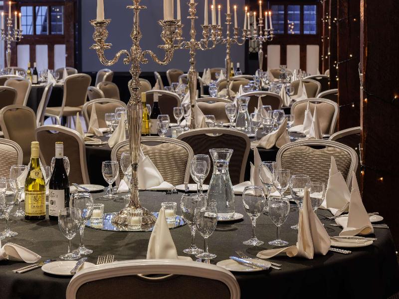 Sunday Box Hill Burford Bridge Hotel - Toplantı