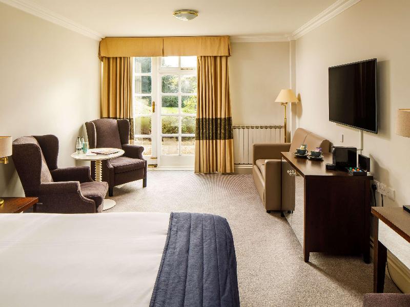 Sunday Box Hill Burford Bridge Hotel - Oda