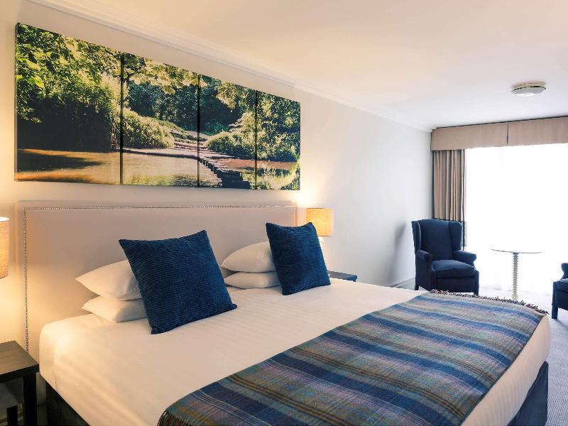 Sunday Box Hill Burford Bridge Hotel - Oda