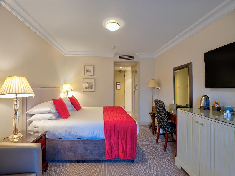 Sunday Box Hill Burford Bridge Hotel - Oda