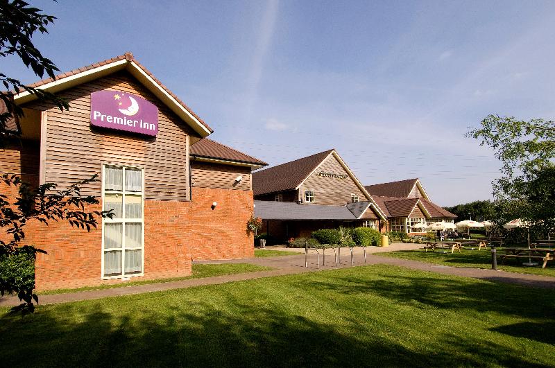 Premier Inn Tewkesbury - Genel
