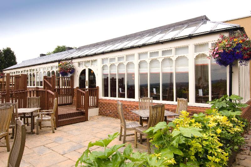 Premier Inn Tring - Genel