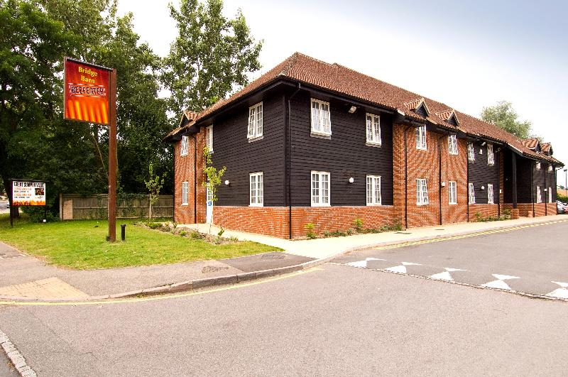 Premier Inn Woking West - A324 - Genel