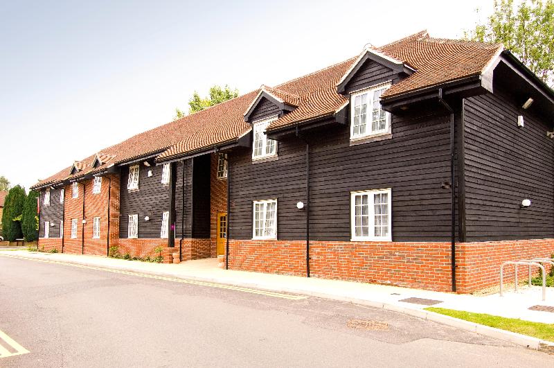 Premier Inn Woking West - A324 - Genel