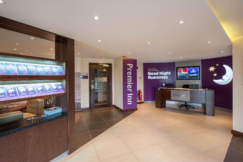 Premier Inn Barrow-In-Furness - Lobi