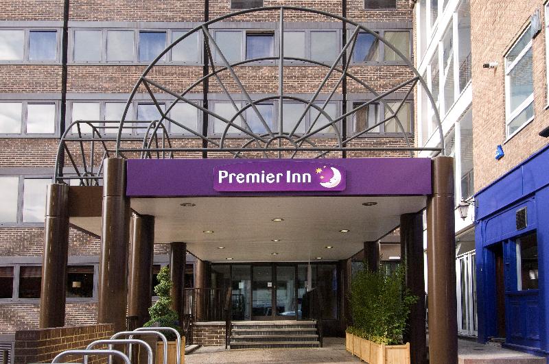 Premier Inn Brentwood - Genel