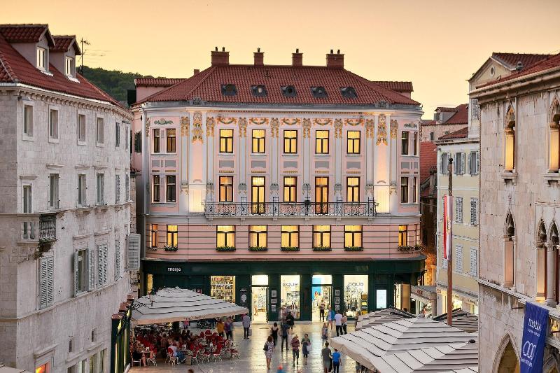 Piazza Heritage Hotel - Genel