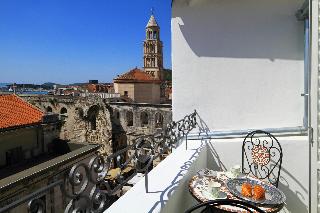 La Porta Luxury Rooms