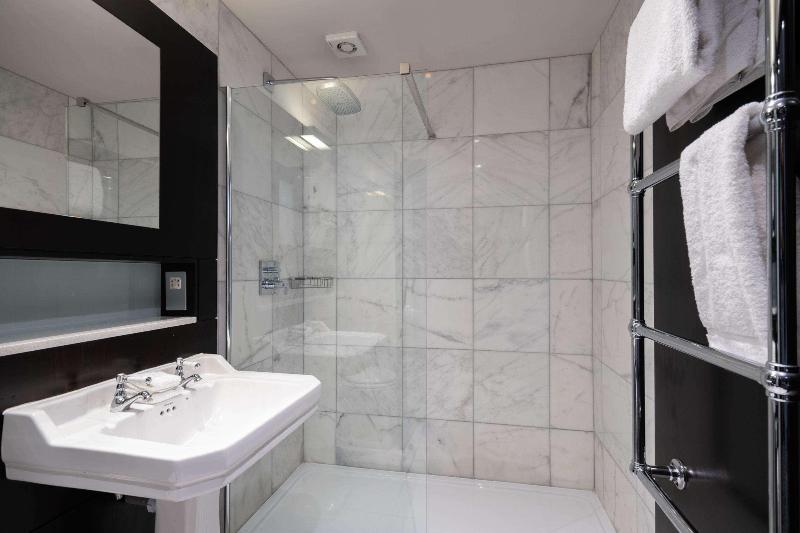 DoubleTree by Hilton Belfast City Ten Square - Oda