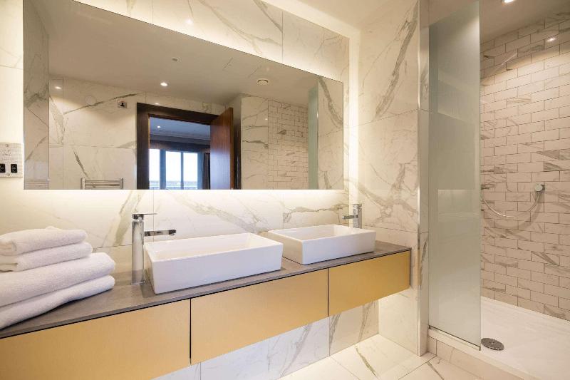DoubleTree by Hilton Belfast City Ten Square - Oda