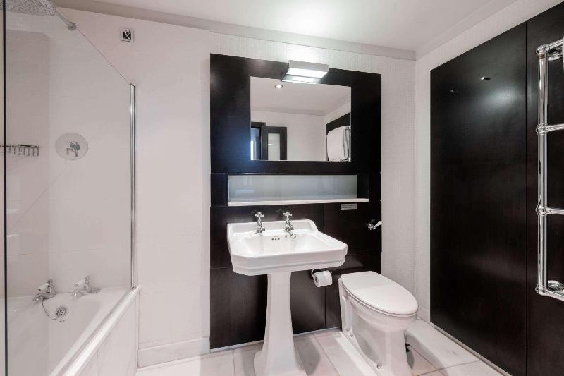 DoubleTree by Hilton Belfast City Ten Square - Oda
