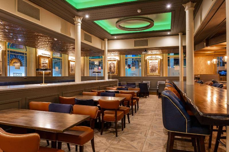 DoubleTree by Hilton Belfast City Ten Square - Restoran