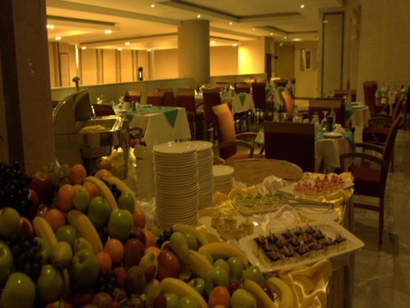 Holiday Jazan Hotel - Restoran