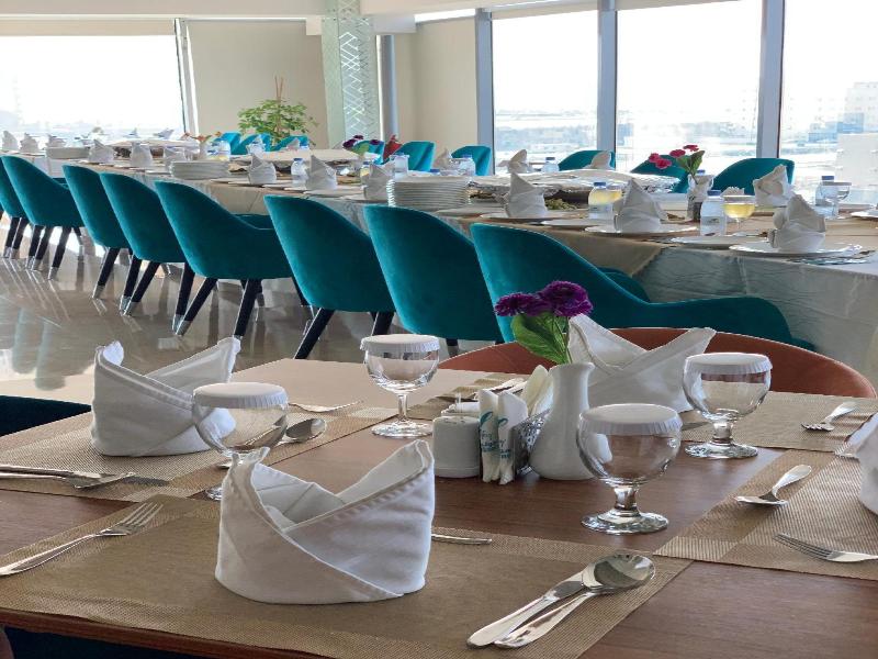Holiday Jazan Hotel - Restoran