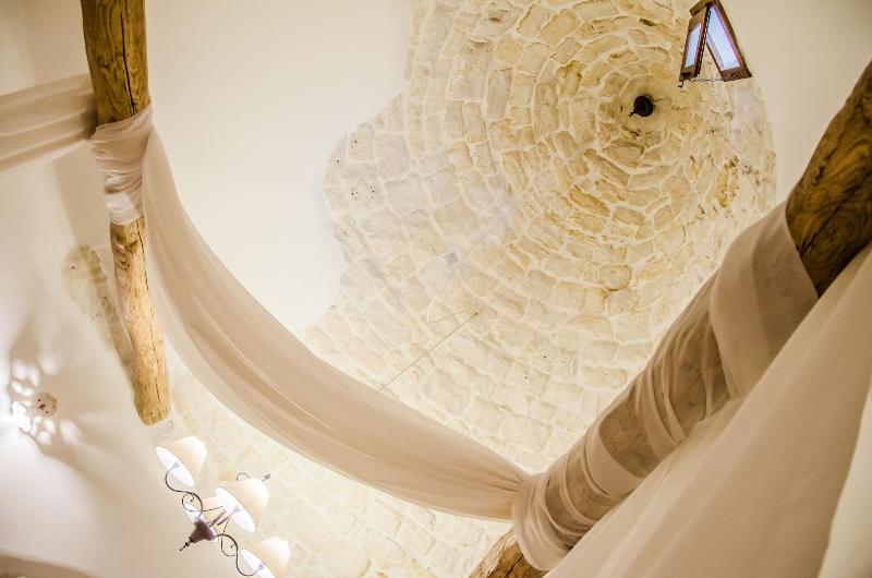 Trulli Holiday Resort - Lobi