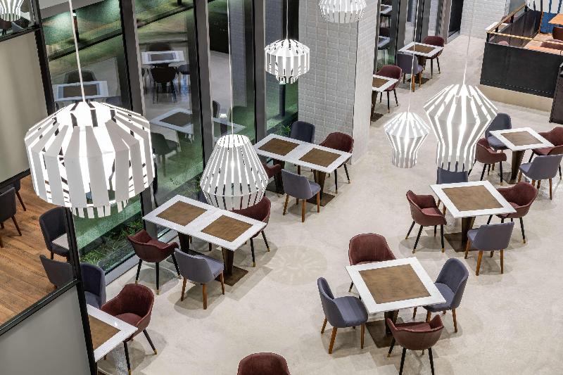 Park Inn By Radisson Riyadh - Restoran