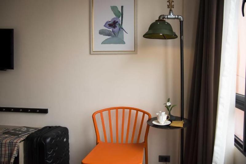 Dhevi Bangkok Hotel - Oda
