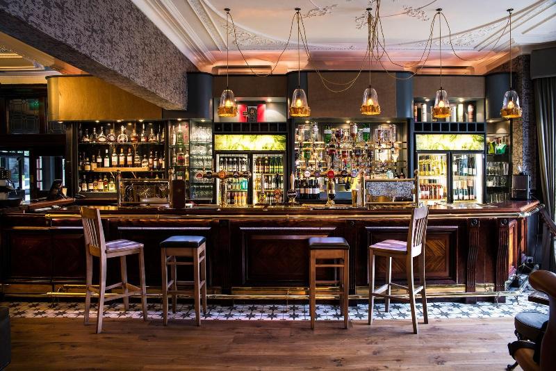 The Royal Toby Hotel - Bar