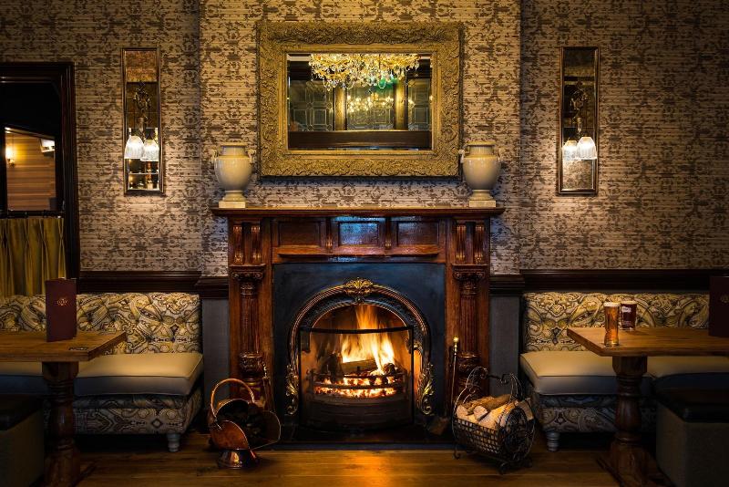 The Royal Toby Hotel - Genel