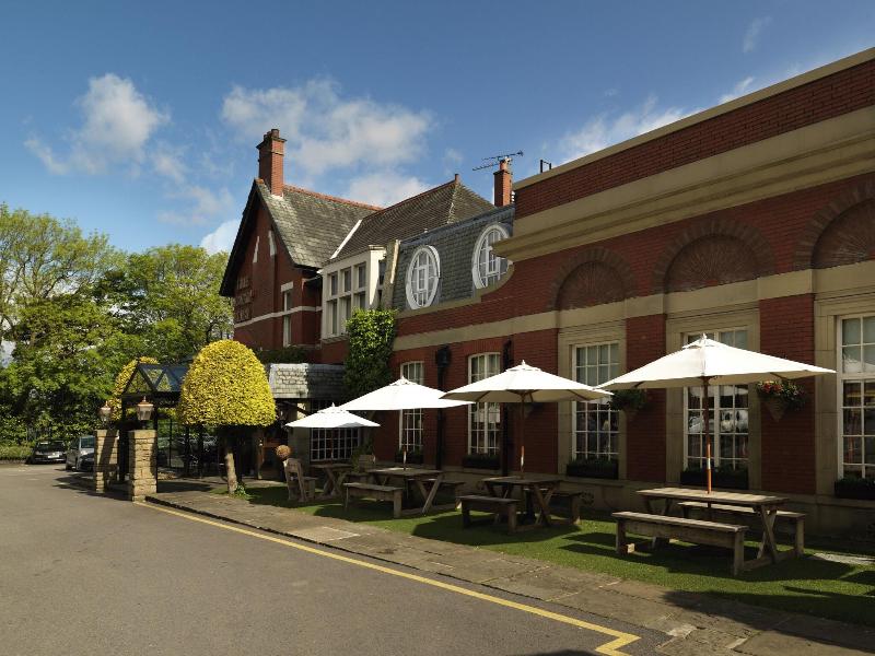 The Royal Toby Hotel - Genel