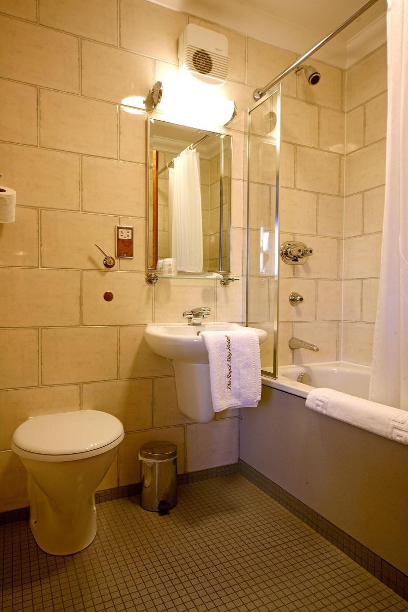 The Royal Toby Hotel - Oda
