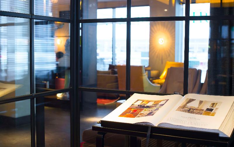 South Place Hotel - Lobi